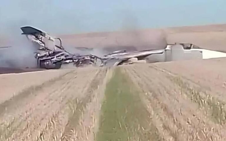 روس کا ایس یو 30 لڑاکا طیارہ گر کر تباہ پائلٹ محفوظ رہا
