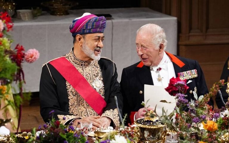 ویڈیو :عمانی سلطان کا44 سال بعد برطانیہ کا دورہ ، شاہ چارلس نے عربی میں حدیث پڑھ کر سنائی