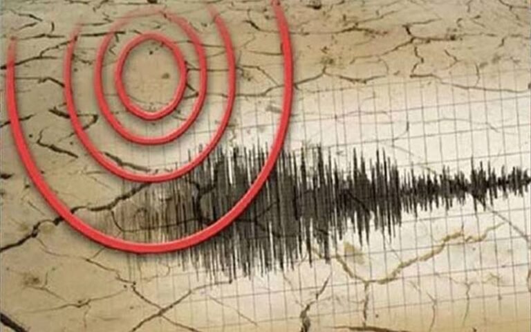 7 شدت کا زلزلہ در و دیوار لرز گئے