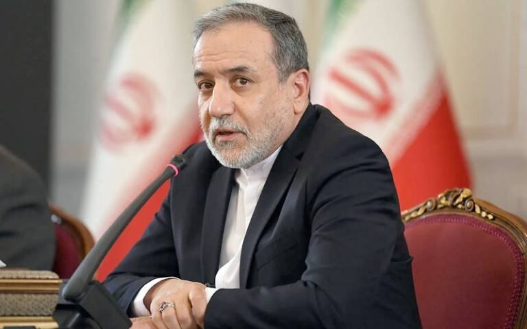 جنگ بندی کے لیے تمام محاذوں پر لڑائی بند ہونا ضروری؛ عباس عراقچی