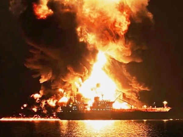 oil tanker fire1789436266 0
