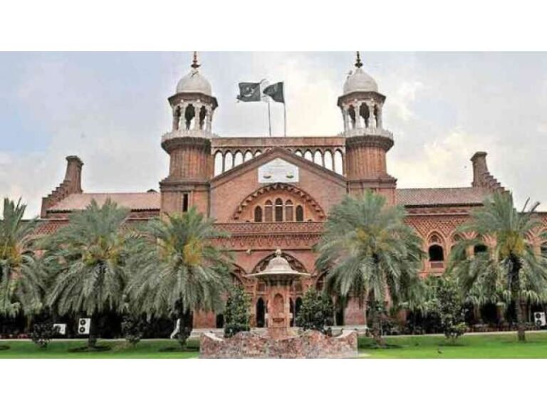 بچے کسی والدین کی ملکیتی چیز نہیں ‘ لاہورہائیکورٹ
 … بچوں کی حوالگی کے کیس میں تینوں بچے ماں کے حوالے کرنے کا حکم