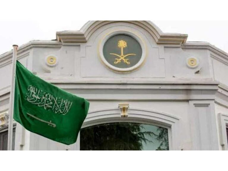 سفارتی حل کی حوصلہ افزائی کرنے کی ثالثی کی کوششوں کی حمایت ‘ مکہ معاہدے میں شامل ممالک کی جاری کوششوں کا حصہ ہے.سعودی عرب مذاکرات کے لیے راستے کھولنا ضروری ہے تاکہ خطے میں فوجی کشیدگی دوبارہ شروع ہونے سے روکی جا سکے اور ایسے معاہدے تک پہنچنے کی راہ ہموار ہو جو بحران کو ختم کرنے کے ساتھ خطے اور دنیا میں امن و سلامتی کو یقینی بنائے. سعودی وزارت خارجہ کا بیان