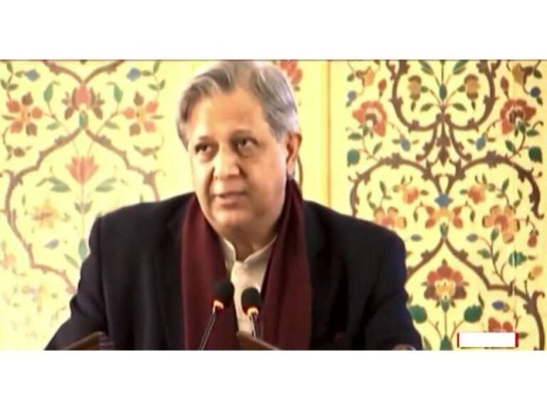کے پی حکومت کا دہشت گردی کے خلاف رویہ غیر سنجیدہ تھا، سہیل آفریدی نے اپنی سیاسی کو پروان چڑھانے کو ترجیح دی، اعظم نذیر تارڑ