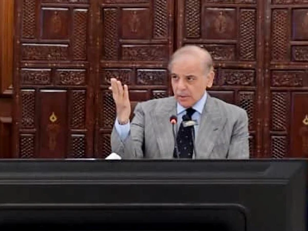 وزیراعظم کا خیبرپختونخوا میں ترقیاتی منصوبوں کیلئے 160 ارب روپے کا اعلان 31 pmkpk1601792683691 0