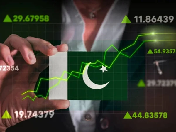 پاکستان اقتصادی استحکام اور ترقی کی راہ پر عزم و ہمت کے ساتھ گامزن