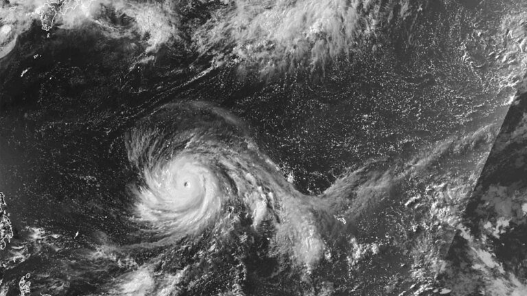 Hundreds of flights cancelled as Typhoon Dujuan nears Japan