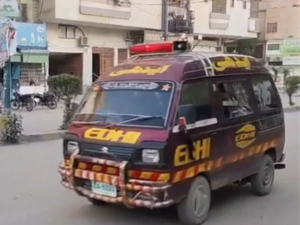 کراچی: اورنگی ٹاؤن میں گھر کے اندر سلنڈر دھماکا، ایک شخص اور ایک بچہ جھلس کر زخمی