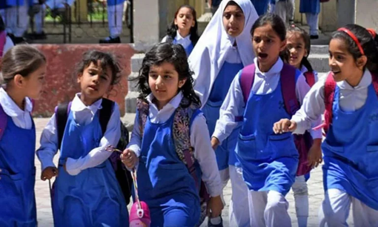 ہفتے میں 3 چھٹیوں کا حکومتی فیصلہ مسترد