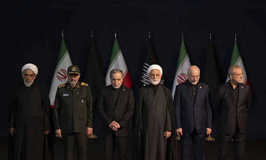 ایرانی قیادت.webp