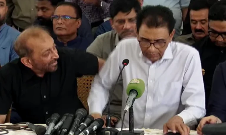 ’’آئندہ ساتھ پریس کانفرنس نہیں کروں گا‘‘، خالد مقبول فاروق ستار سے ناراض