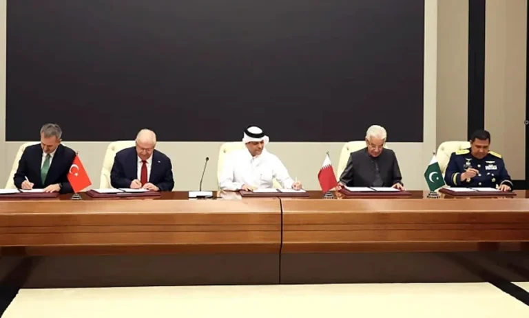 پاکستان، ترکیہ، قطر اور انڈونیشیا نے مشترکہ بدر دفاعی معاہدے پر دستخط کر دیے