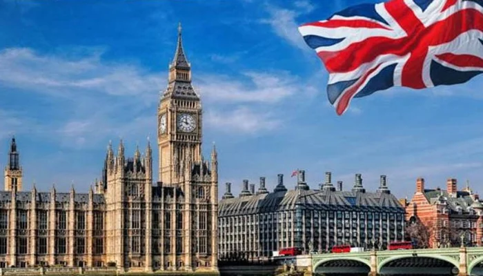 پاکستانی طلبہ کے لئے بُری خبر ، اب برطانیہ کا اسٹوڈنٹ ویزا نہیں مل سکے گا 64 برطانیہ کا اسٹوڈنٹ ویزا .webp