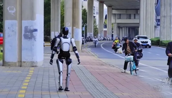 چینی روبوٹ نے 100 کلومیٹر مسافت طے کر کے نیا عالمی ریکارڈ قائم کر دیا 86 روبوٹ.webp