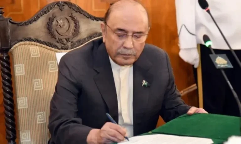 خیبرپختونخوا میں ایمرجنسی نافذ؛ صدر مملکت نے سمری پر دستخط کردیے