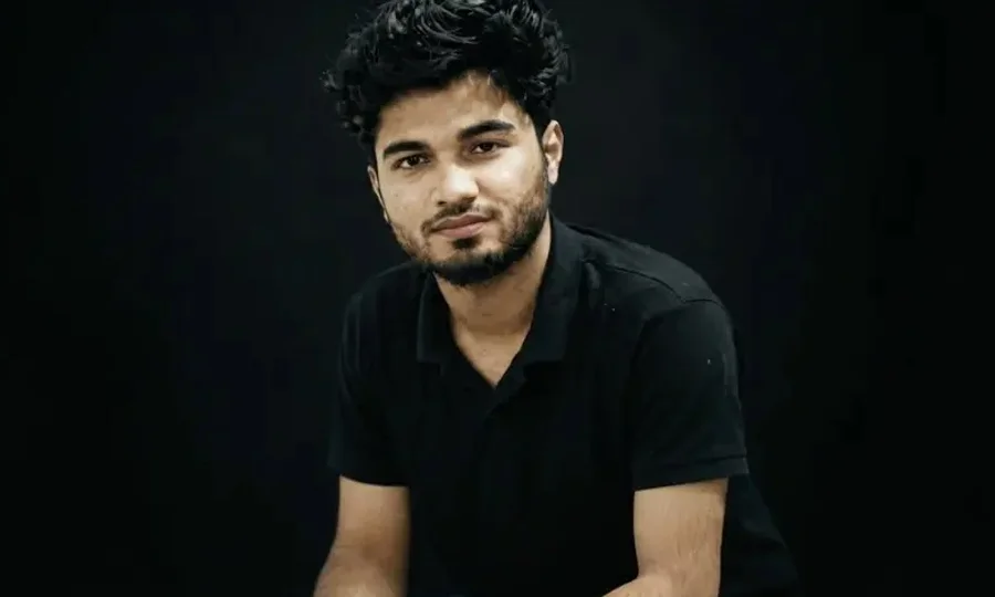 میر رضا 1.webp