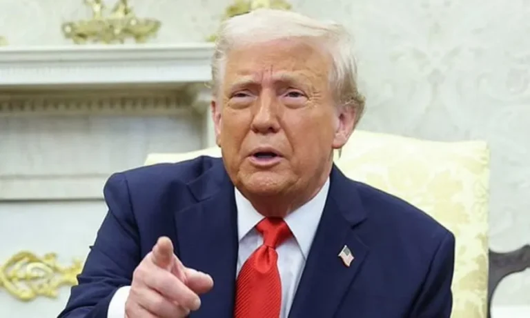 خفیہ معلومات لیک کرنے والوں کو گولی مار دینی چاہیے، امریکی صدر ٹرمپ