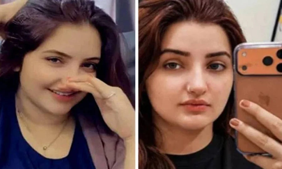 ٹک تاکر عائشہ.webp