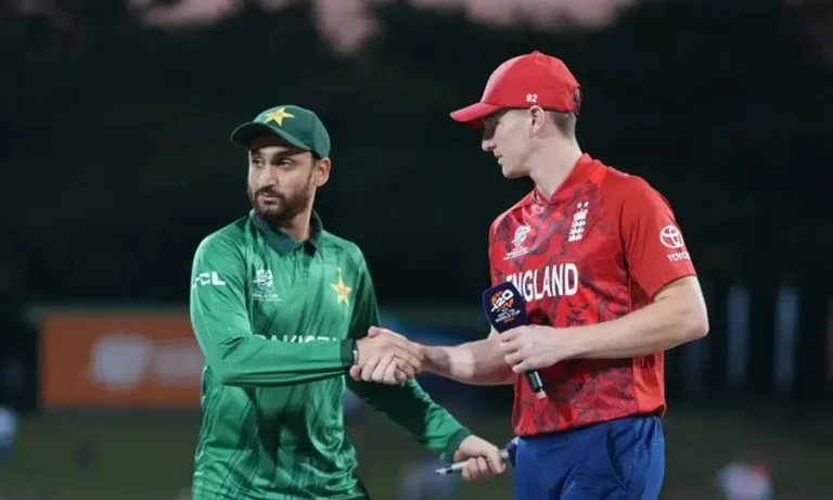 پاکستان کا انگلینڈ کے خلاف بیٹنگ کا فیصلہ