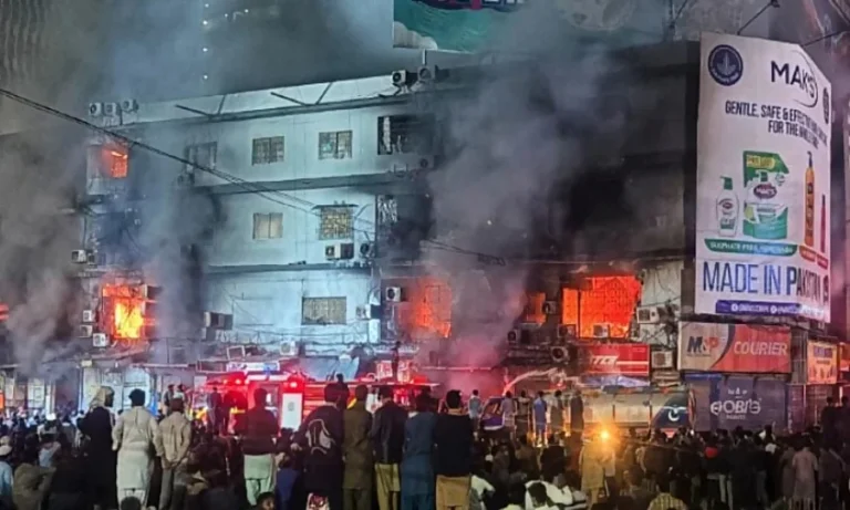 گل پلازہ آتشزدگی، چیف فائر آفیسر کی رپورٹ منظر عام پر آ گئی