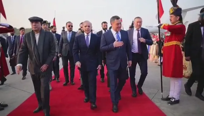 کرغزستان کے صدر کا دورہ پاکستان، صدرمملکت اوروزیراعظم کا خیر مقدم