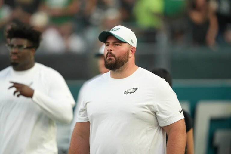 Eagles Pro Bowler Landon Dickerson to reportedly have minor knee surgery, will be week-to-week