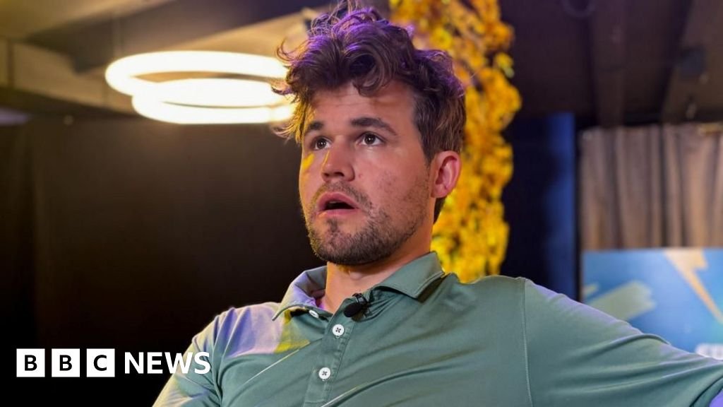 Chess grandmaster Magnus Carlsen wins at Esports World Cup