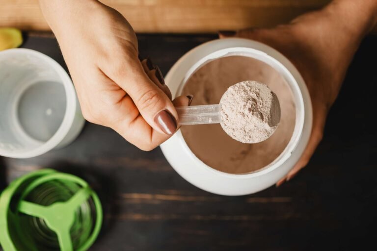 How much creatine do you actually need to take to hit your fitness goals?