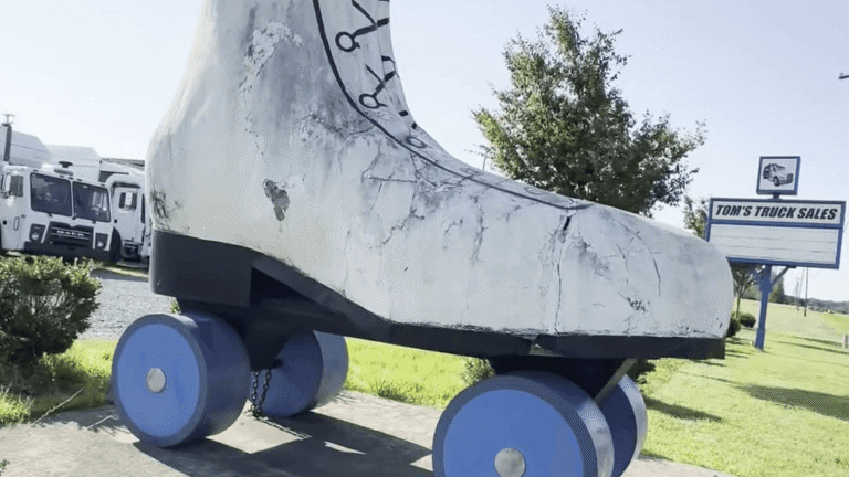 The World’s Largest Roller Skate is a must-see Virginia roadside attraction