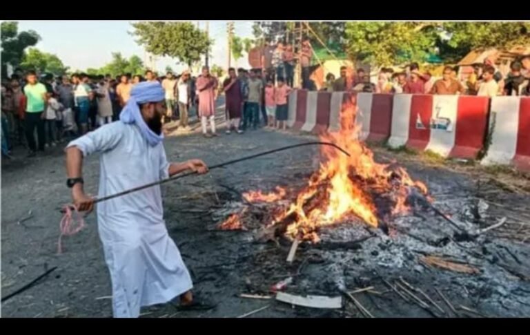 Bangladesh: Mob Exhumes and Burns Body of Controversial Religious Figure