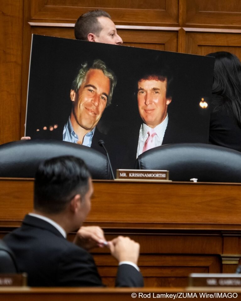 US: Congress Releases Trump’s Alleged Note to Epstein
