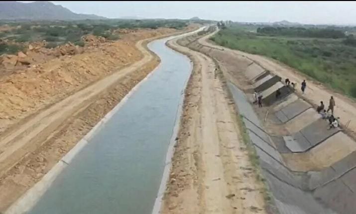 Karachi: Water Supply Disrupted in Three Districts After Flooding Damages Hub Canals