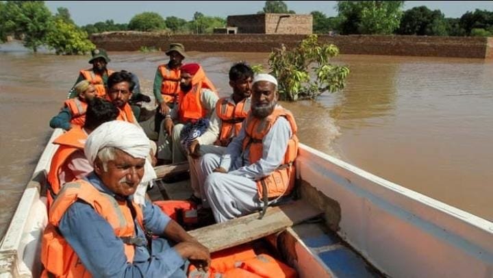 Pakistan PM Seeks IMF Support for Flood-Hit Regions’ Power Bill Relief