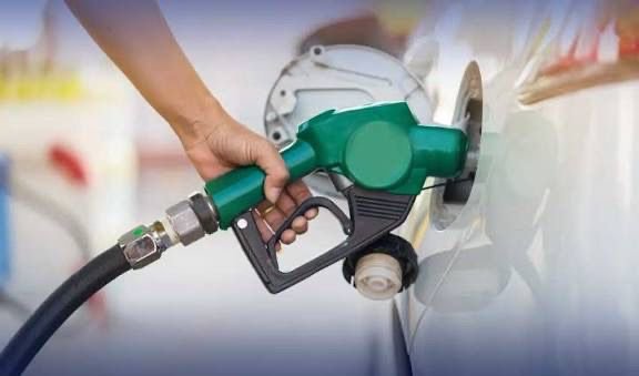 Pakistan Revises Petroleum Prices for Next 15 Days
