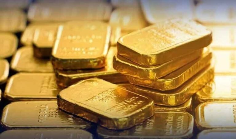Gold and Silver Prices Fall from Record Highs in Pakistan