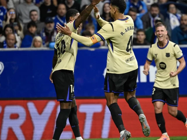 Liga champions Barca claim comeback win at Oviedo | The Express Tribune