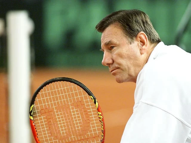 Djokovic's 'tennis dad' Nikola Pilic dies aged 87 | The Express Tribune
