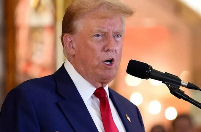 Trump Announces New Guidelines to Protect Prayer in Public Schools