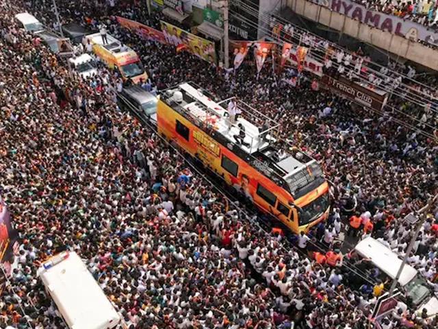 At least 36 dead, over 50 injured in stampede at Indian actor-politician Vijay's rally, minister says | The Express Tribune