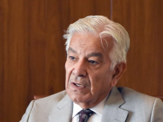 'Poisonous' statements by Afghan officials hint at growing discord within Taliban leadership: Asif | The Express Tribune