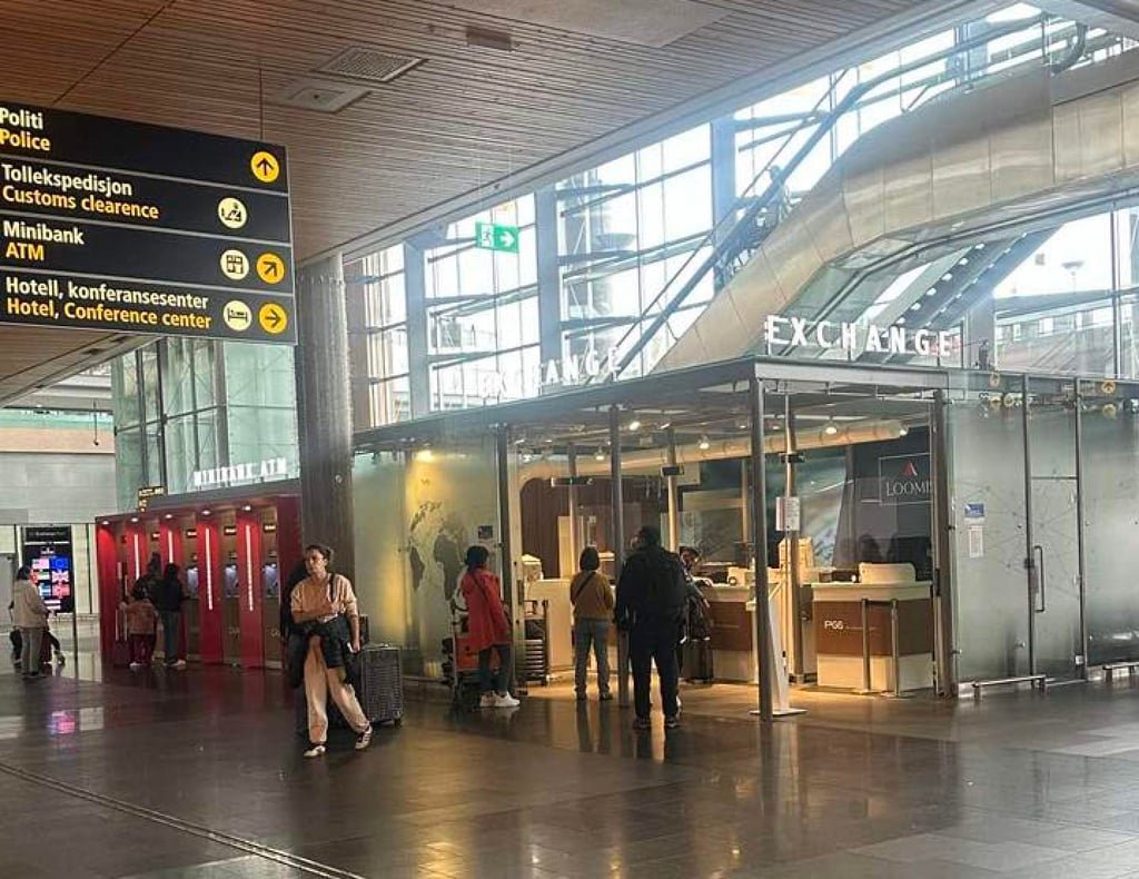 The foreign exchange counter at Oslo Gardermoen Airport that allegedly turned away Filipinos. Photo: Facebook/Gretchen Ho