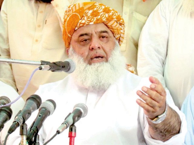 Fazl declares federal govt in minority | The Express Tribune