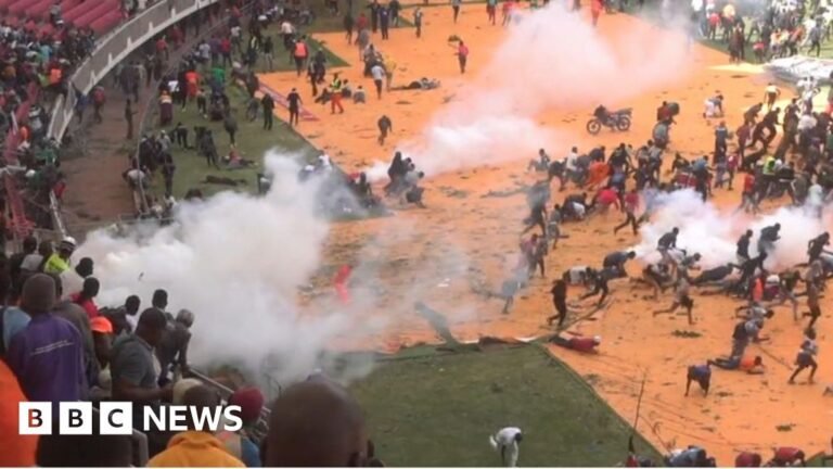 Raila Odinga's body: Kenyan police fire shots and tear gas at Kasarani stadium