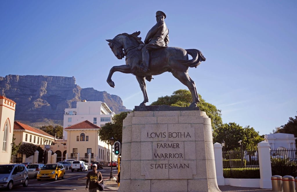 A statue of former South African statesman and Afrikaner leader Louis Botha in Cape Town, South Africa. Photo: AP