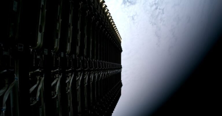 SpaceX launches 10,000th Starlink internet satellite