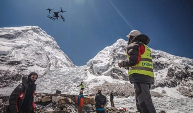 Mount Everest climbers stranded amid heavy snowfall in Nepal and China
