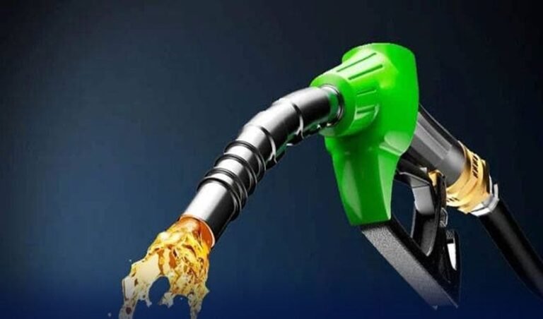 Global oil prices decline as petrol and diesel rates fall