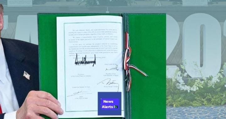 Trump Hails Gaza Peace Deal as “Historic Day for the Middle East”
