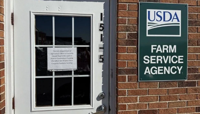 ‘We’re in limbo’: A town in Trump country where shutdown axe looms