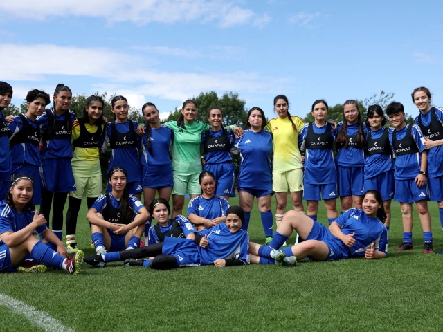 Afghan women return to international stage in FIFA tournament | The Express Tribune